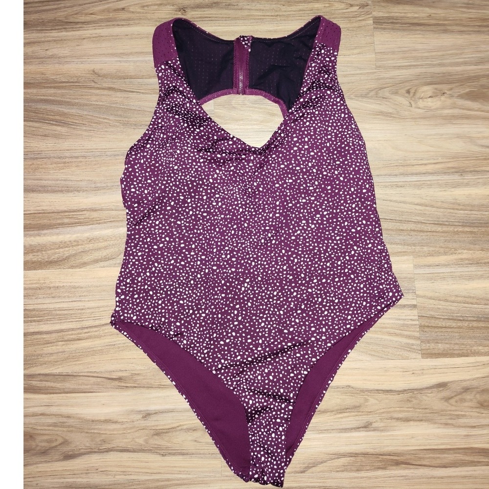 Nike Womens Bordeaux Purple Dot Zip Back One Piece Swimsuit NESSC316 XL
